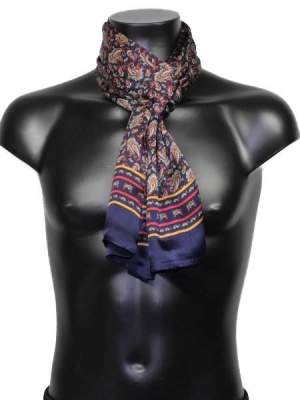 Foulard en soie pour homme imprimés type cachemire bordeaux sur fond bleu